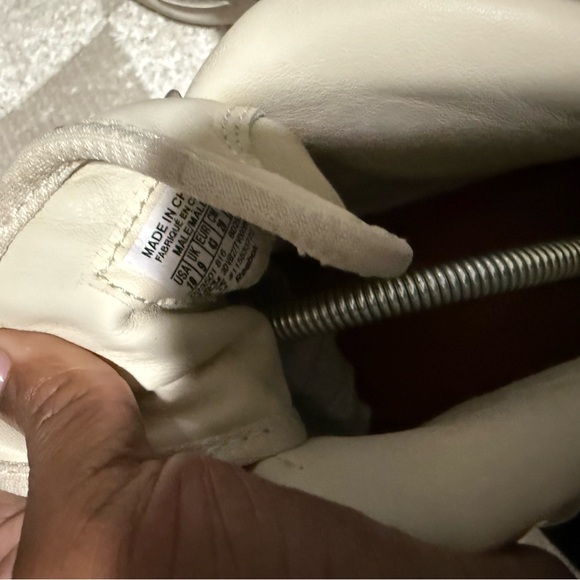 More fat Reeboks - Picture 4 of 4